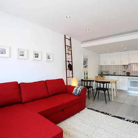 Apartment T1 - Mar *